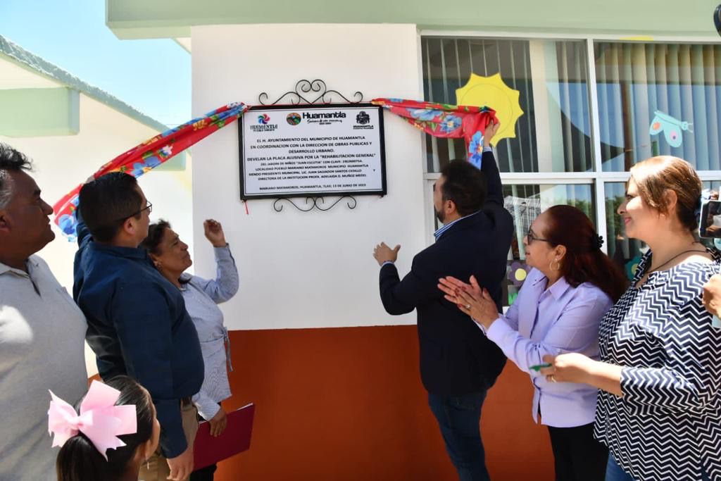 Esta administración le apuesta a la educación: Salvador Santos Cedillo